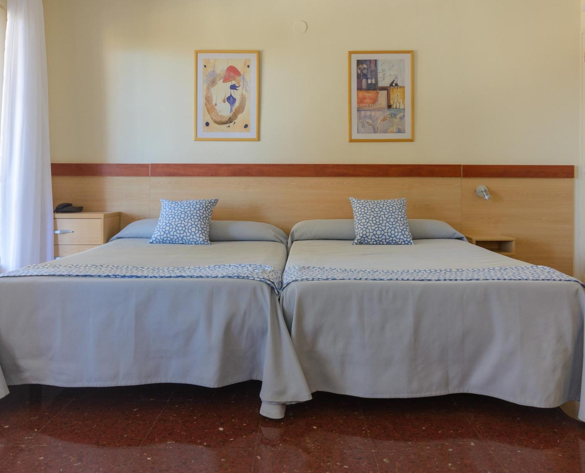 Apartaments Albatros Family Salou Bagian luar foto