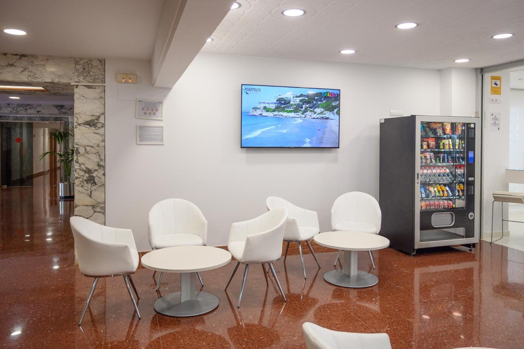 Apartaments Albatros Family Salou Bagian luar foto